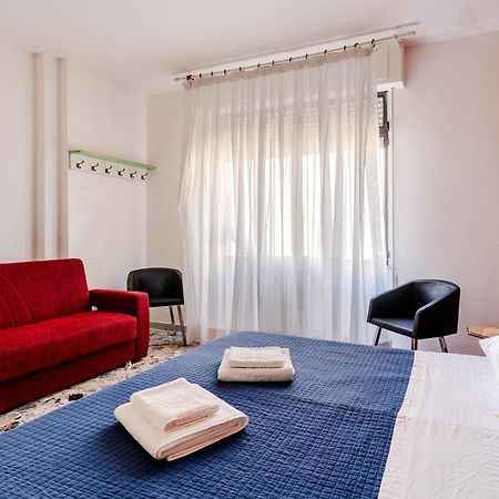 מלון ברינדיזי Casa Di Madre Antonia מראה חיצוני תמונה