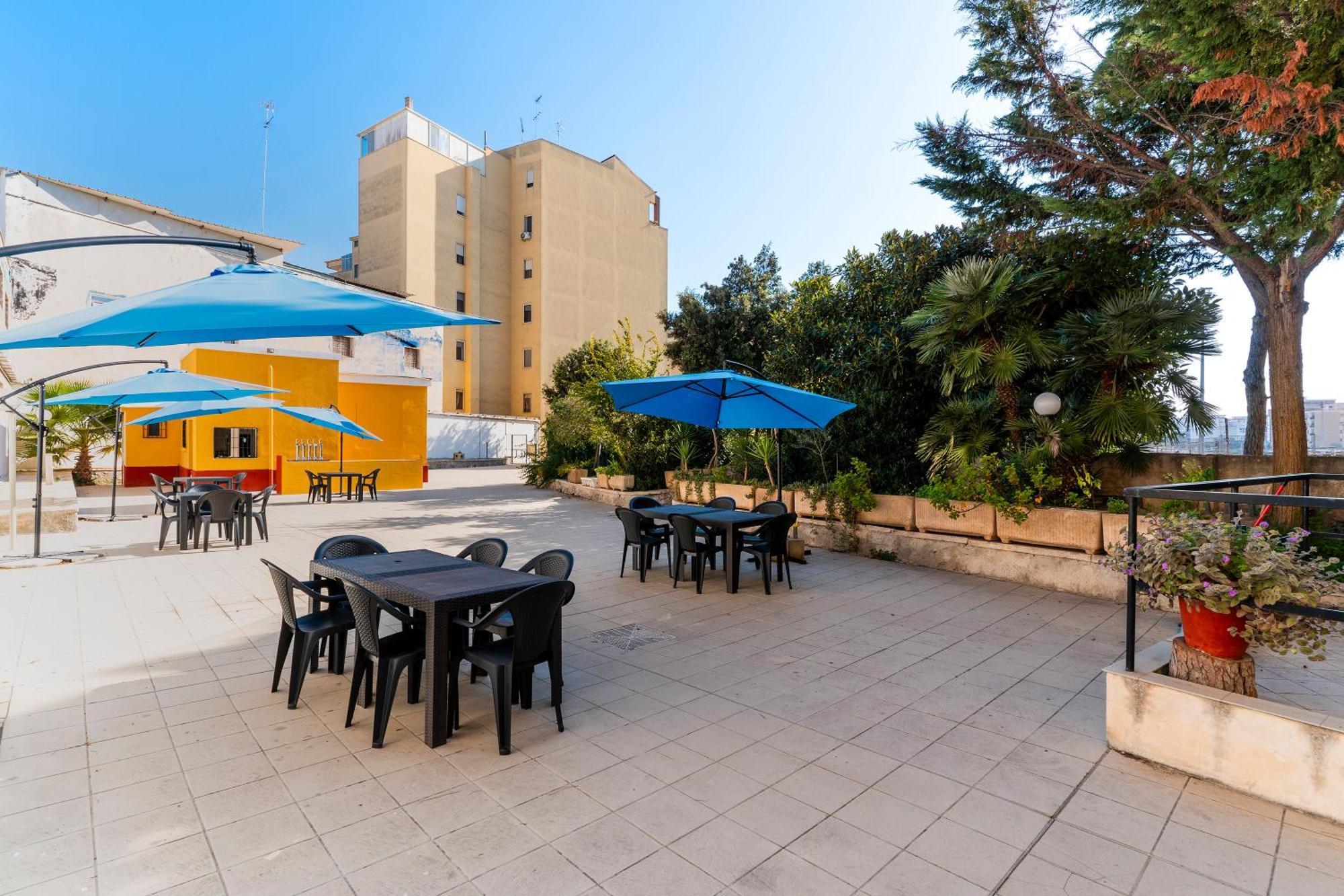 מלון ברינדיזי Casa Di Madre Antonia מראה חיצוני תמונה
