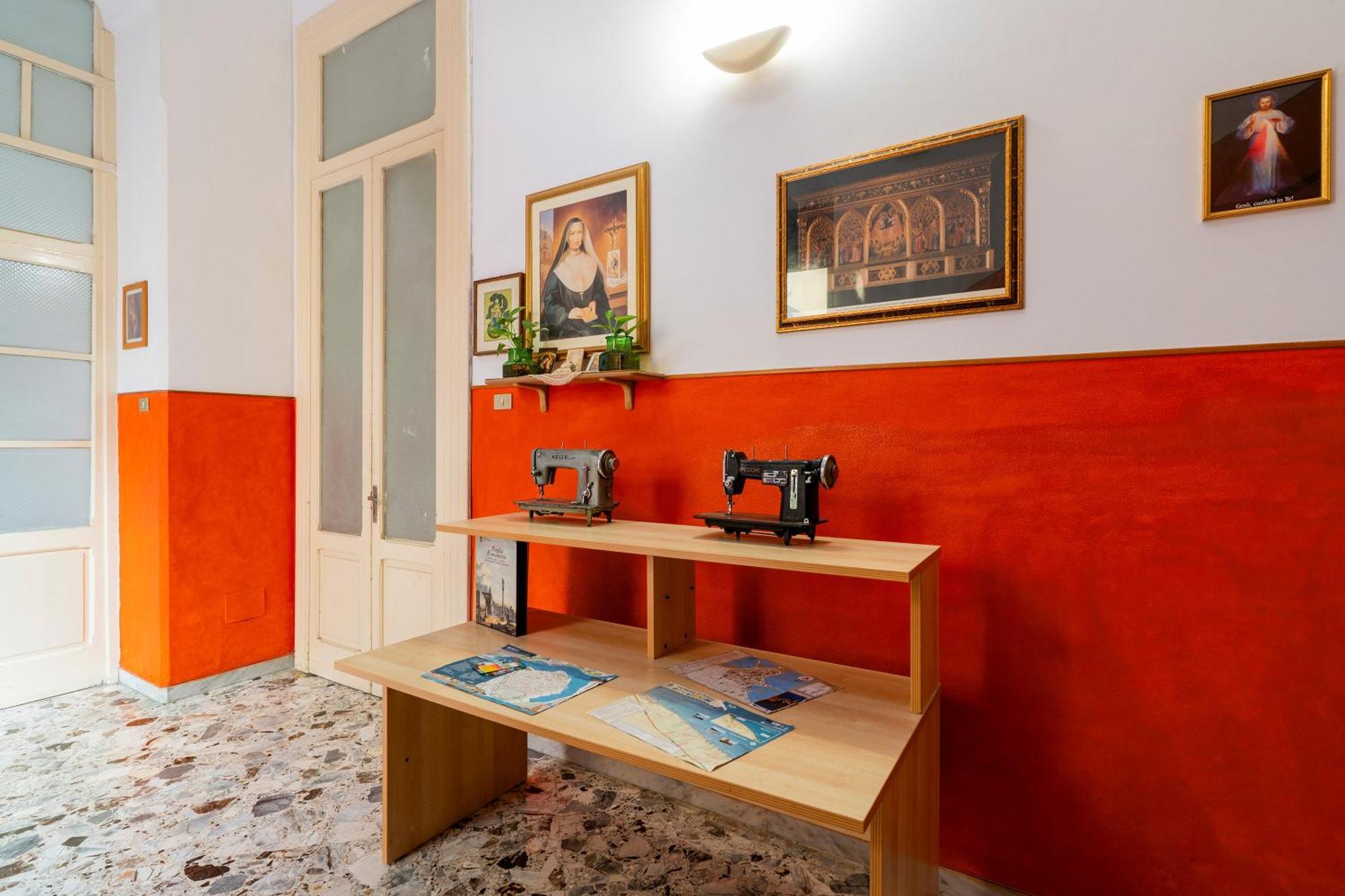 מלון ברינדיזי Casa Di Madre Antonia מראה חיצוני תמונה